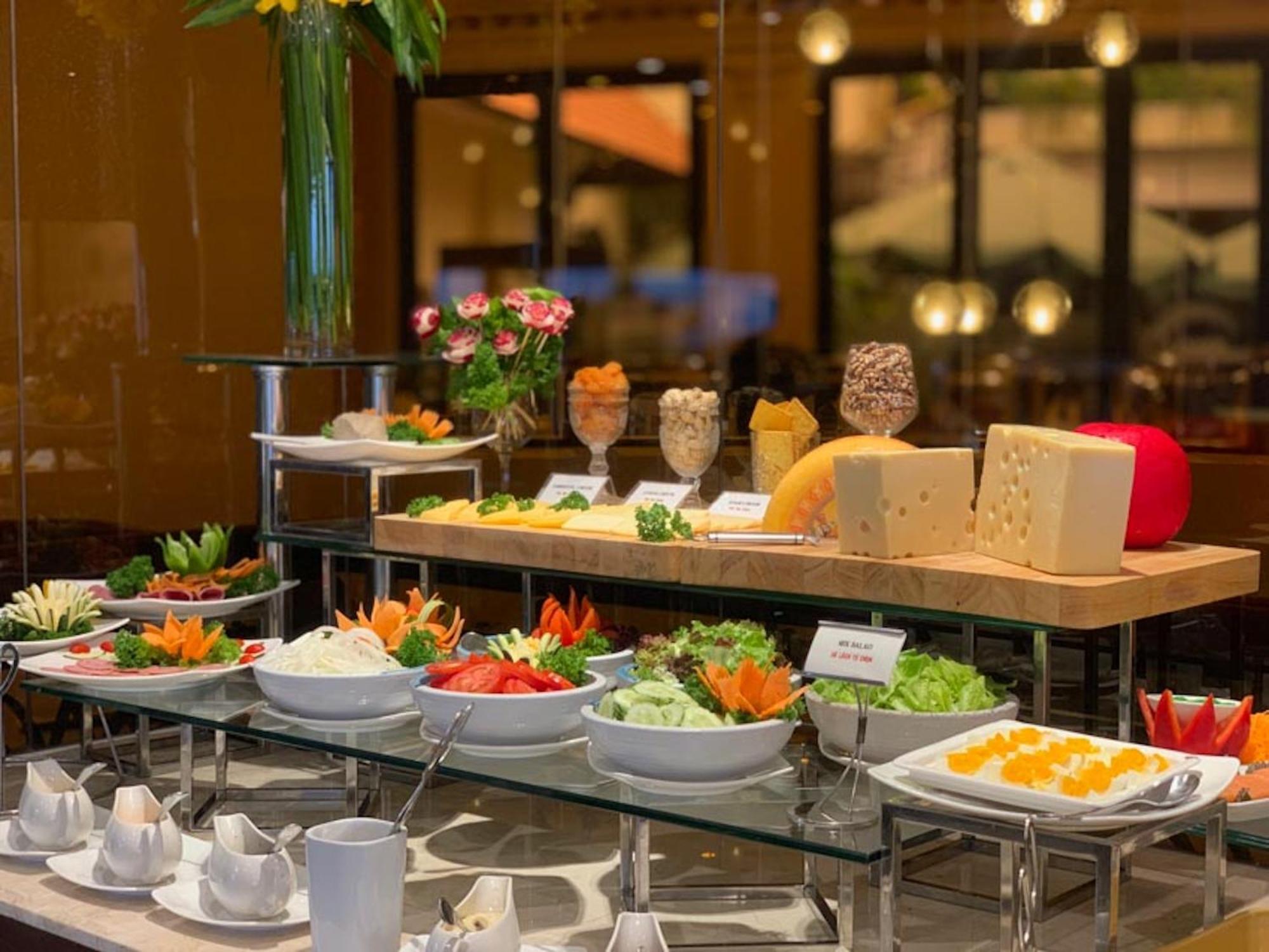 Asian Ruby Hotel & Spa - 122F Bui Thi Xuan Street Хошимин Экстерьер фото