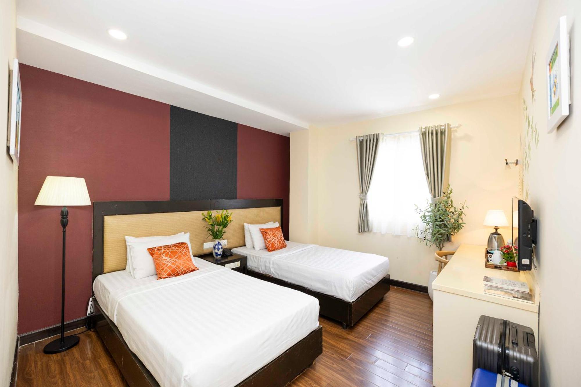 Asian Ruby Hotel & Spa - 122F Bui Thi Xuan Street Хошимин Экстерьер фото