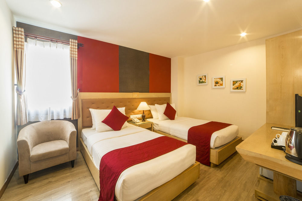 Asian Ruby Hotel & Spa - 122F Bui Thi Xuan Street Хошимин Экстерьер фото