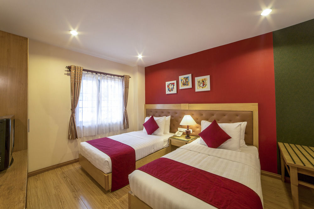 Asian Ruby Hotel & Spa - 122F Bui Thi Xuan Street Хошимин Экстерьер фото